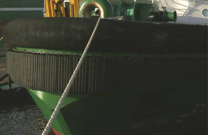 Défenses d’étrave cylindriques
